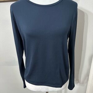 NWOT Hollister Navy Blue Long Sleeve form fitting Tee